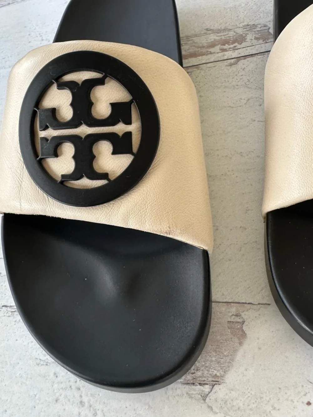Tory Burch Black & Cream Logo Slide Sandals - Picture 11 of 12